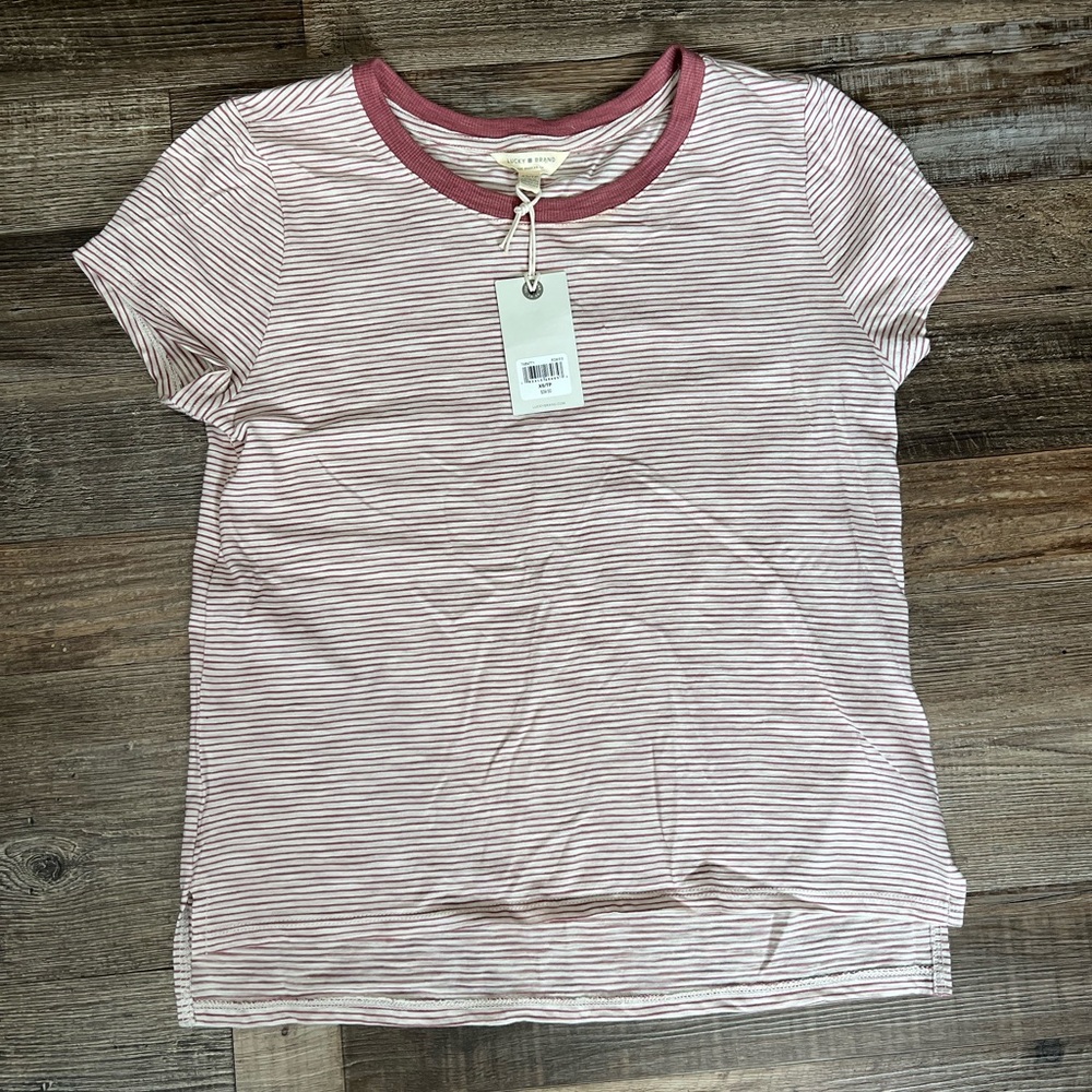 Lucky Brand T-shirt